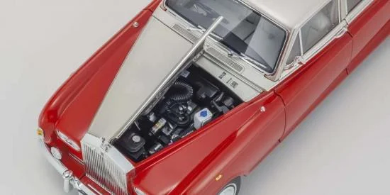 Kyosho 1:18 Rolls-Royce Phantom VI EWB 1968 Red-Light Beige — image 3 of 7