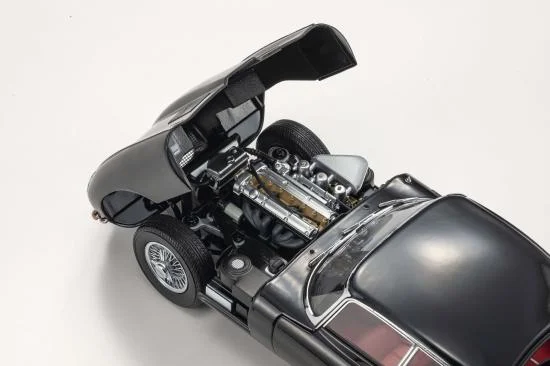 Kyosho 1:18 Jaguar E-Type 3.8L Coupe MK1 1961 Black &mdash; image 6 of 7