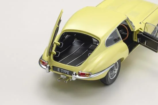Kyosho 1:18 Jaguar E-Type 3.8L Coupe MK1 1961 Pale Primose — image 9 of 10