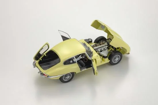 Kyosho 1:18 Jaguar E-Type 3.8L Coupe MK1 1961 Pale Primose — image 6 of 10