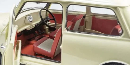 Kyosho 1:18 Morris Mini Minor Old English White — image 4 of 7