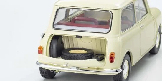 Kyosho 1:18 Morris Mini Minor Old English White — image 7 of 7