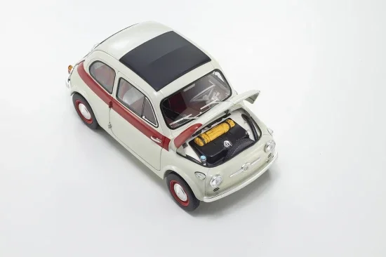 Kyosho 1:18 Fiat Nuova 500 Sport Light Gray/Red Line — image 3 of 11
