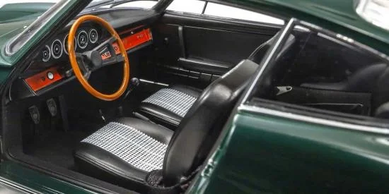 Kyosho 1:18 Porsche 911 2.0 (901) 1964 Irish Green — image 4 of 5