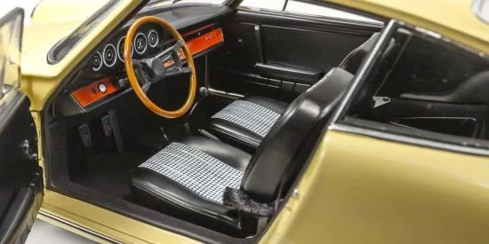Kyosho 1:18 Porsche 911 2.0 (901) 1964 Champagne Yellow — image 5 of 5