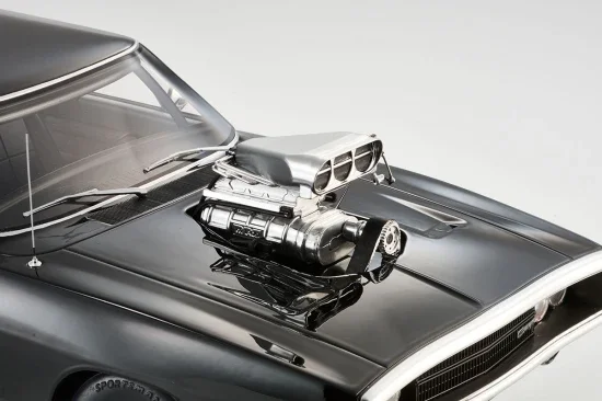 Kyosho 1:12 Resin Dodge Charger R/T 1970 Fast & Furious &mdash; image 4 of 9