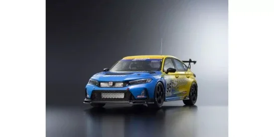 Kyosho 1:18 Samurai Collection Honda Civic (FL5) 2024 Team Spoon #95 — image 8 of 8