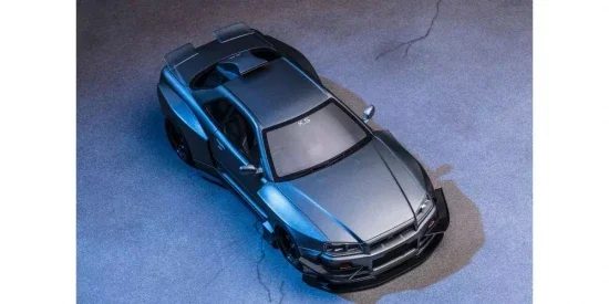 Kyosho 1:18 Samurai Collection Skyline GT-R R34 Khyzyl Saleem Gray — image 6 of 7