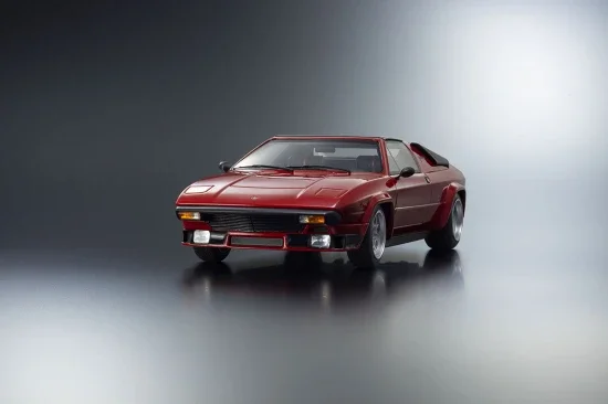 Kyosho 1:18 Resin Samurai Collection Lamborghini Silhouette Red — image 2 of 11