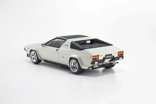 Kyosho 1:18 Resin Samurai Collection Lamborghini Silhouette White — image 4 of 11