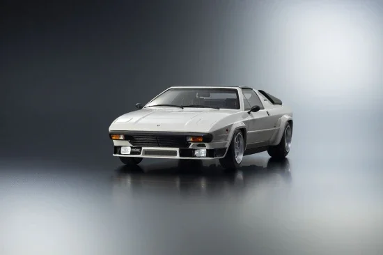 Kyosho 1:18 Resin Samurai Collection Lamborghini Silhouette White — image 2 of 11