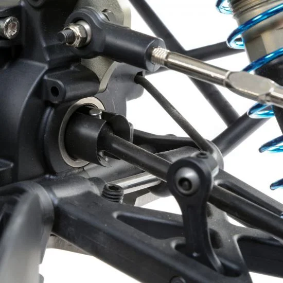 Losi 5IVE-T 2.0 — image 7 of 17