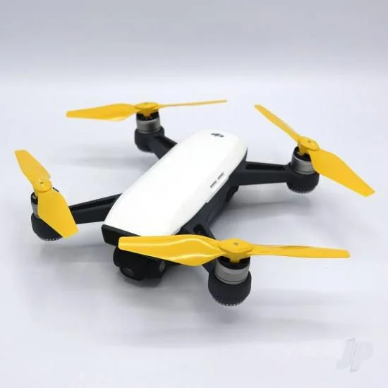 Master Airscrew MR-SPARK - 4.7x2.9 Prop Set x4 Yellow — image 6 of 10