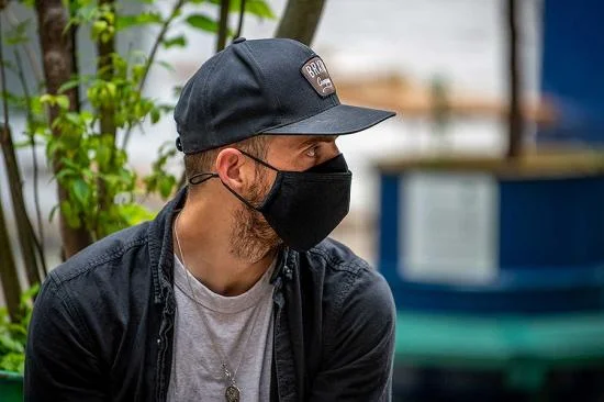 CML Racing Muc-Off Reuseable Face Mask Black - Small — image 6 of 7