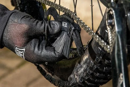 CML Racing Muc-Off Claw Cleaning Brush — image 2 of 3