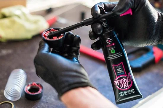 CML Racing Muc-Off Bio Grease 150G — image 2 of 3