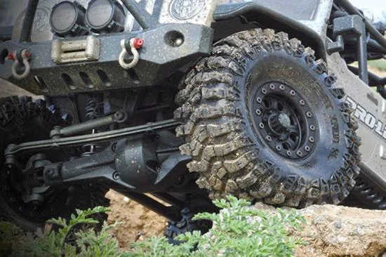 ProLine Flat Iron 1.9 XL G8 Rock Terrain Tyres with Memory Foam Inserts (2) &mdash; image 3 of 8
