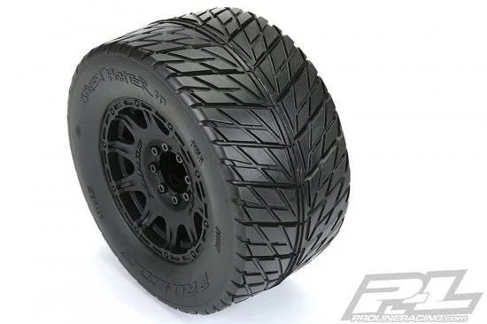 ProLine Street Fighter 3.8 Belted Tires Mounted On Raid Black Wheels 8X32 - 17mm Hex (2) &mdash; image 6 of 7
