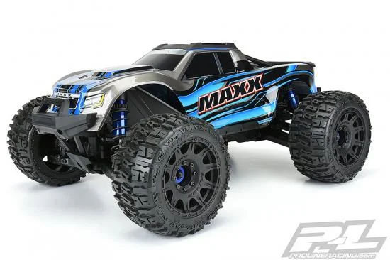 ProLine Trencher 3.8 LP Mounted on Black Raid 8x32 17mm Hex Wheels (2) — image 4 of 9