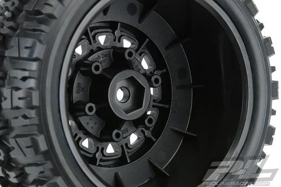 ProLine Trencher X M2 SC Tyres on Black Raid 6X30 Wheels (2) — image 6 of 10