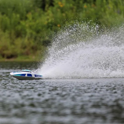 Pro Boat Sonicwake V2 36 — image 7 of 18