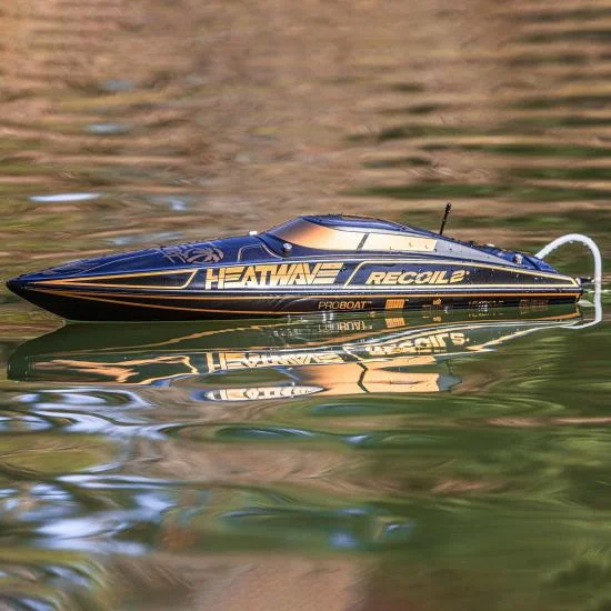 Pro Boat Recoil 2 - 26 Deep-V RTR — image 3 of 10