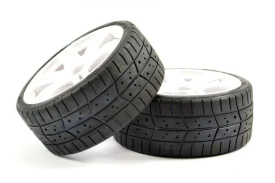 Sweep 1:8 GT Tread Belted Tyres on White 6IX 17mm Hex Wheels (2) — image 2 of 6
