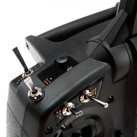 Spektrum DX6e with AR620 Receiver — image 3 of 14