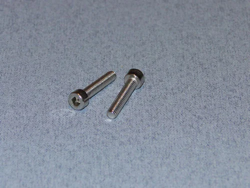 SS Socket HD Screw M4 20mm (2) - Bulk Pack Of 5 — image 1 of 2