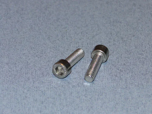 SS Socket HD Screw M6 20mm (2) - Bulk Pack Of 5 — image 1 of 2