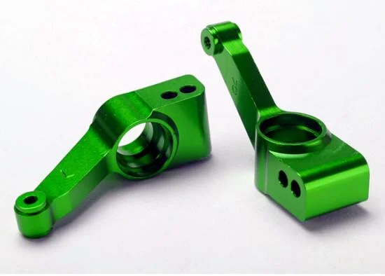 Traxxas Carriers stub axle (green-anodized 6061-T6 Aluminium) (rear) (2) — image 2 of 2