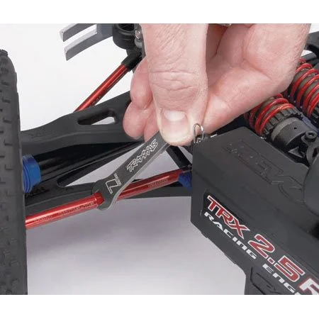 Traxxas 7075-T6 red-anodized Aluminium TUBES toe links (128mm fits front or rear) (2)/ rod ends rear (4)/ rod ends front (4)/ wrench (1) — image 4 of 5