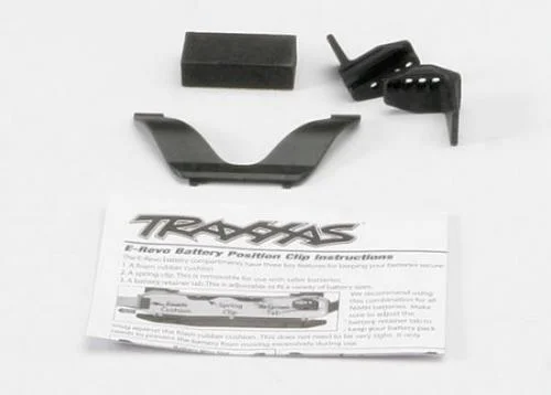 Traxxas Retainer clip battery (1)/ front clip (1) /rear clip (1)/ foam spacer (1) (for one battery compartment) — image 2 of 3