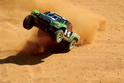 Traxxas Slash 2WD &mdash; image 4 of 6