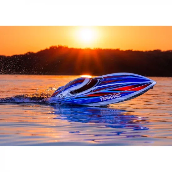 Traxxas Disruptor 4S Race Boat — image 5 of 39