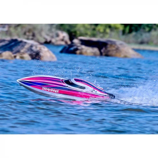 Traxxas Disruptor 4S Race Boat — image 6 of 39