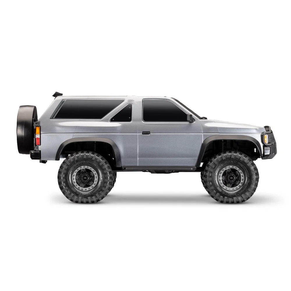 Traxxas TRX-4 1988 Nissan Pathfinder - Silver