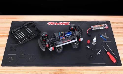 Traxxas Heavy Duty Rubber Pit Mat - Large 90 x 50cm &mdash; image 5 of 9