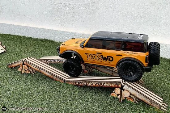 CML Racing Crawler Park Axes Crossing Obstacle 1:10 Crawler Circuit — image 6 of 11