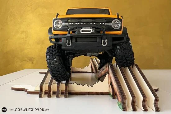 CML Racing Crawler Park Axes Crossing Obstacle 1:10 Crawler Circuit — image 2 of 11