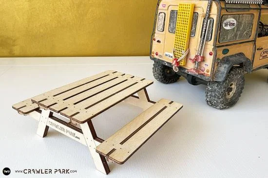 CML Racing Crawler Park 1:10 Picnic Table — image 5 of 5