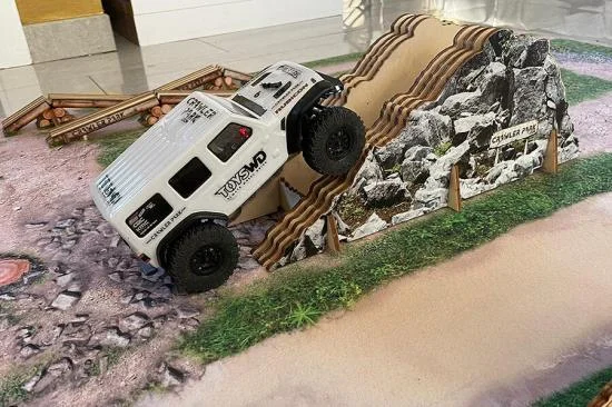 ToysWD Uphill Obstacle For 1/24 RC Crawler Park Circuit — image 4 of 5