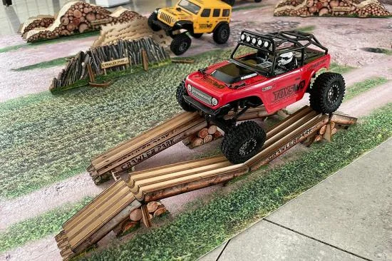 ToysWD Starter Kit Carpet Circuit RC Crawler Park 1:24 — image 8 of 13