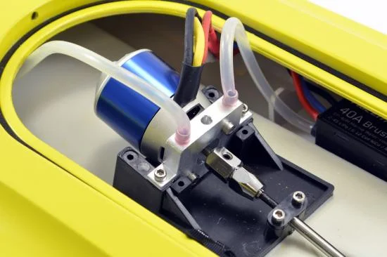 Volantex Racent Atomic Brushless Raceboat RTR Combo - Yellow — image 4 of 11