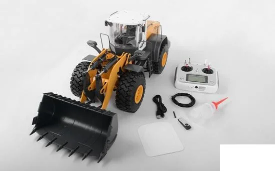 RC4WD 1:14 Scale Earth Mover 870K Hydraulic Wheel Loader w/White Cab RC4WD — image 13 of 16
