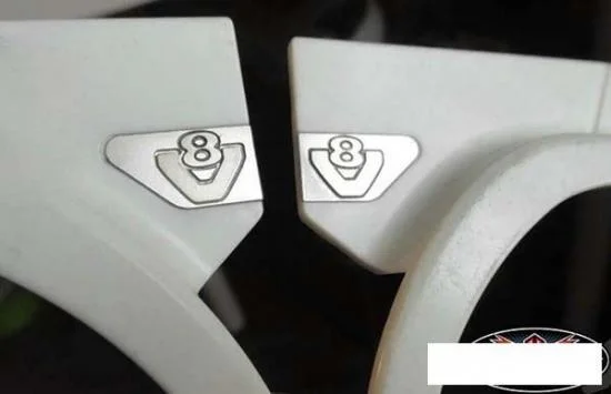 Side Metal V8 Logo for Tamiya 1:14 Scania RC4WD — image 2 of 4