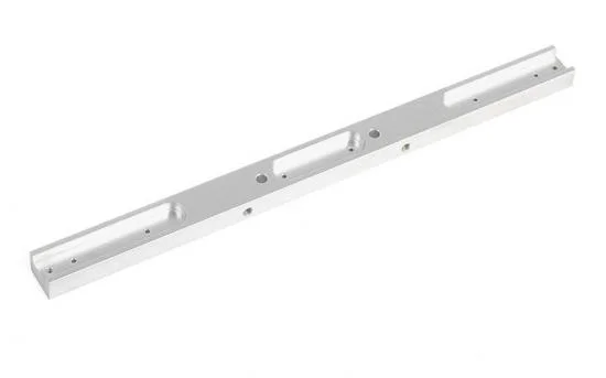 Classic Front Winch Bumper for RC4WD Gelande II 2015 Land Rover Defender D90 (Silver) RC4WD — image 4 of 6