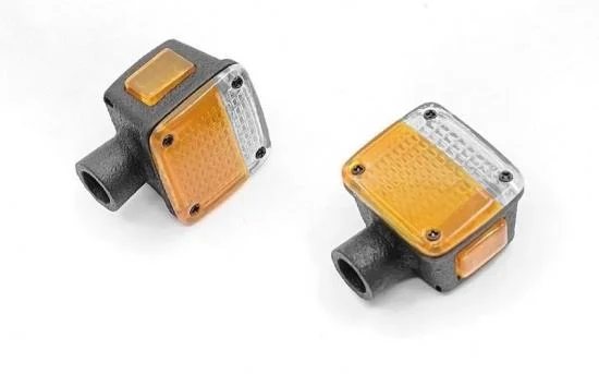 Front Turn Signal Assembly for RC4WD Cruiser Body set RC4WD — image 1 of 6