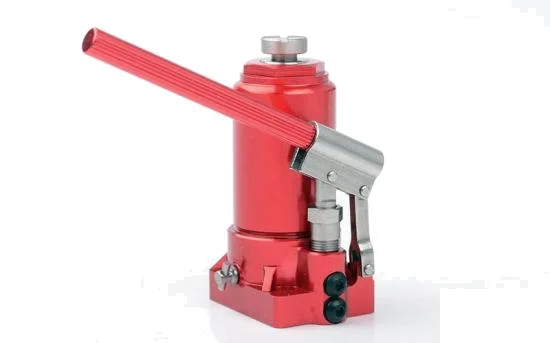 RC4WD 1:10 JDM Hydraulic Functional Bottle Jack RC4WD — image 4 of 7