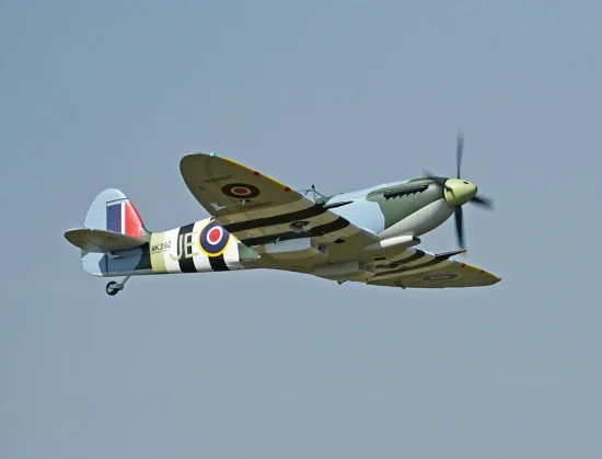XFly Supermarine Spitfire Mk IX Green 1200mm — image 3 of 12